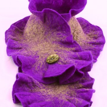 Ruffled Neck-Piece ‘Jane’... Ruffled Neck-Piece ‘Jane’...