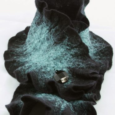 Ruffled Neck-Piece ‘Jane’... Ruffled Neck-Piece ‘Jane’...