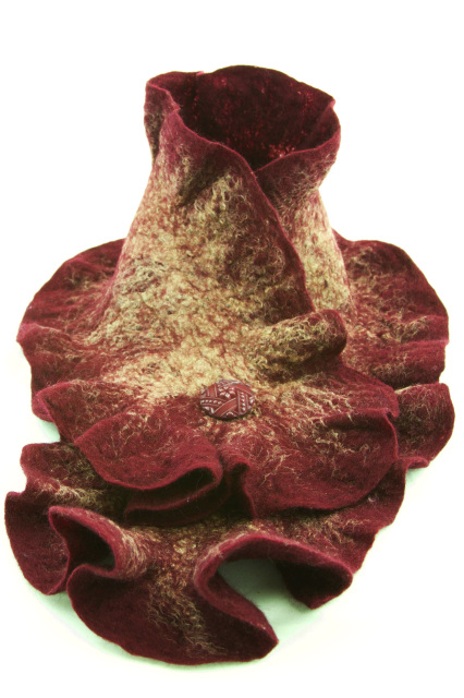 Ruffled Neck-Piece ‘Jane’... Ruffled Neck-Piece ‘Jane’...