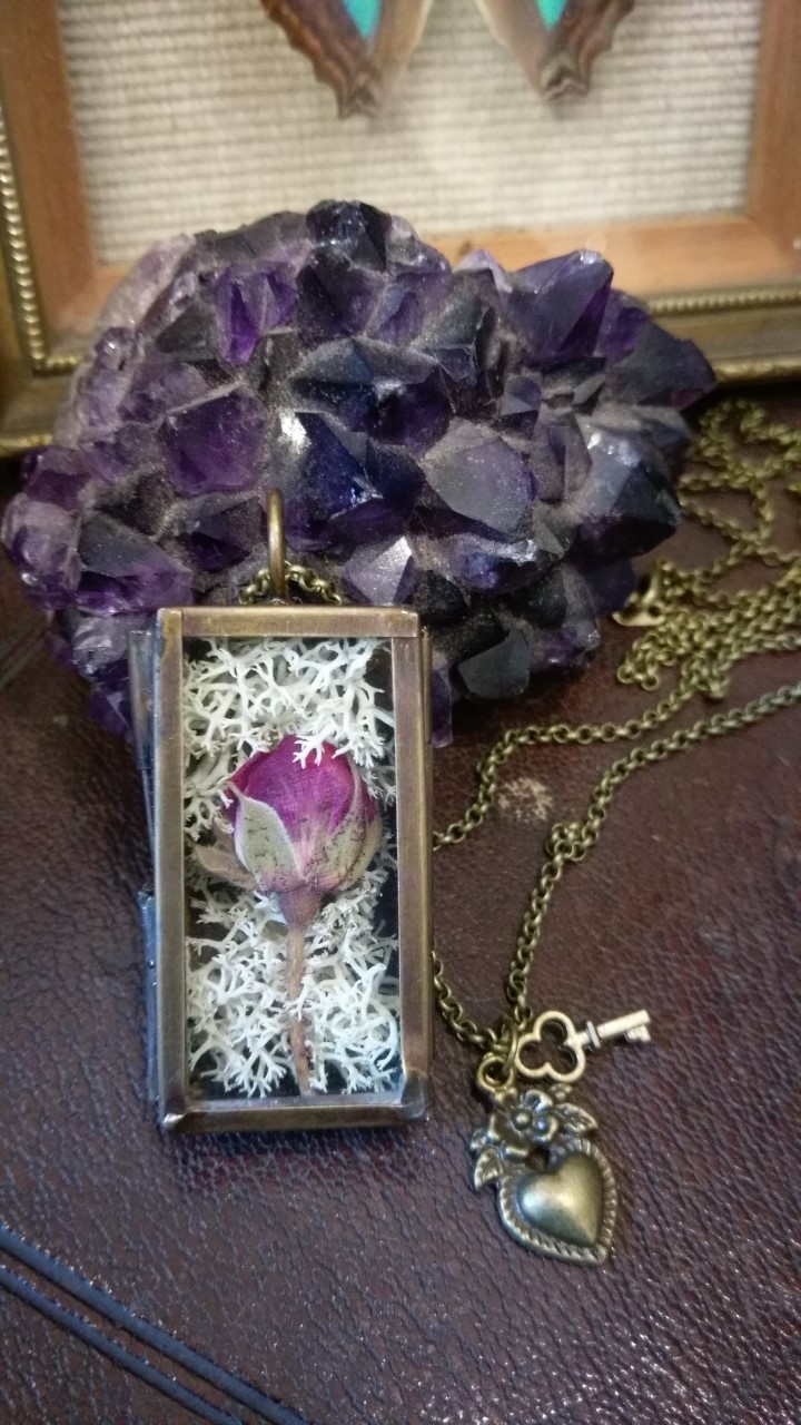 Shadow Box Locket... Shadow Box Locket...