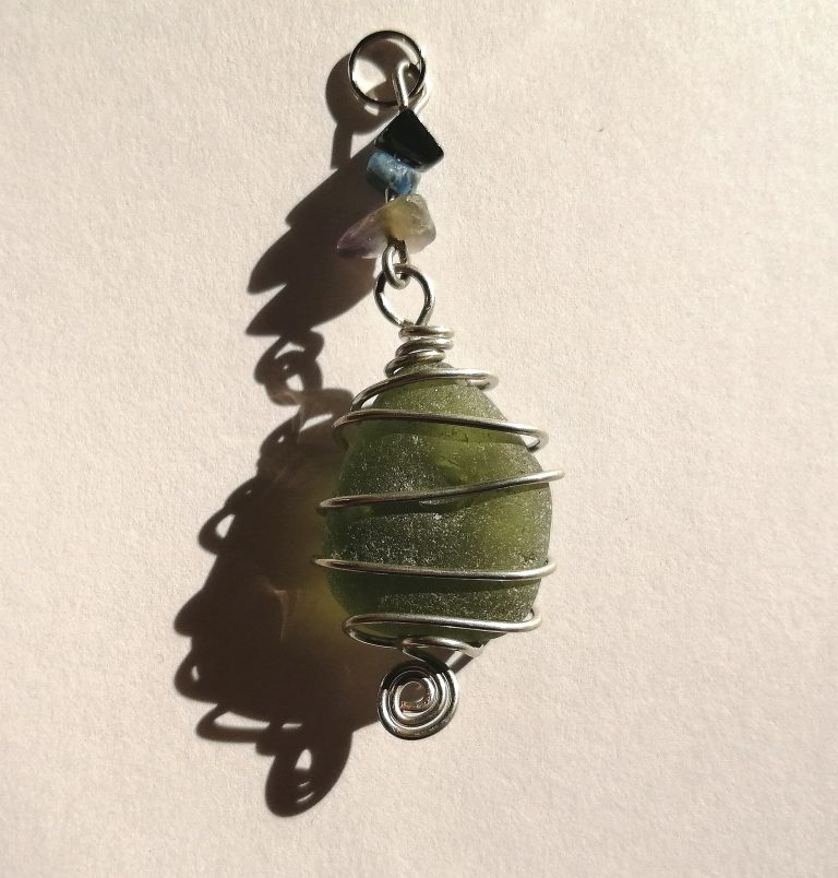 Sea Glass Pendant... 