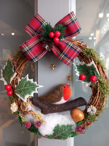 Handmade Christmas Wreath... 